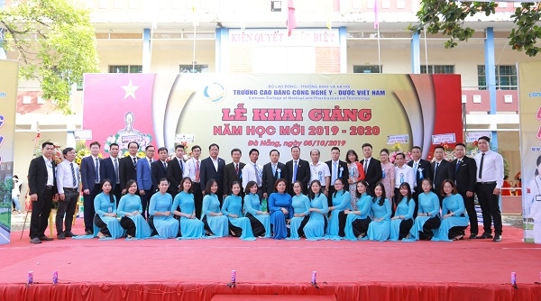 Trường Cao đẳng Công nghệ Y Dược Việt Nam: 15 năm phát triển thương hiệu bền vững
