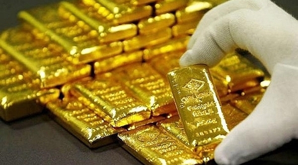Giá vàng trong nước vượt mốc 44 triệu đồng/lượng