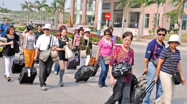 Đà Nẵng: Khẩn cấp chống dịch viêm phổi lạ, giám sát chặt du khách Trung Quốc