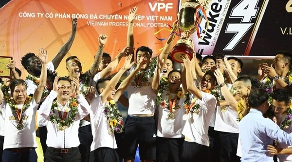 Hành trình vô địch V-League 2019 của Hà Nội FC: Bước qua chông gai, làm nên lịch sử