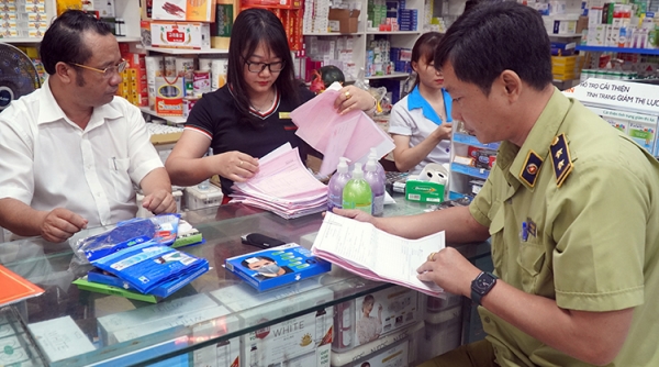 Đồng Nai: Xử phạt hàng loạt quầy thuốc găm hàng, tăng giá khẩu trang