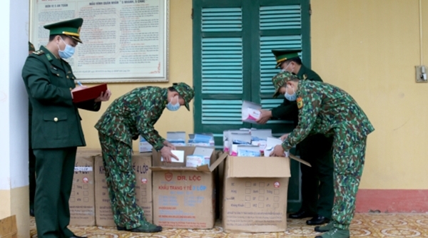 Lạng Sơn: Thu giữ hơn 20.000 chiếc khẩu trang sắp bị chuyển qua biên giới