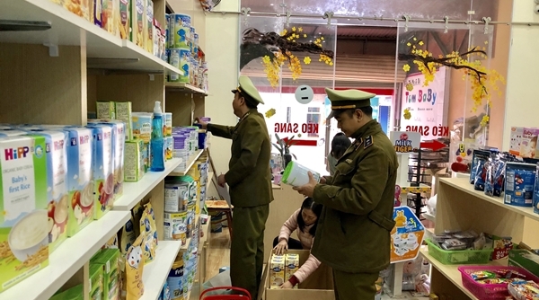 Lạng Sơn: Tịch thu 650 sản phẩm thực phẩm dành cho trẻ không rõ nguồn gốc