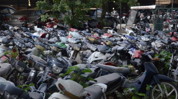 Bình Dương: Tiêu hủy hơn 500 xe máy vô thừa nhận