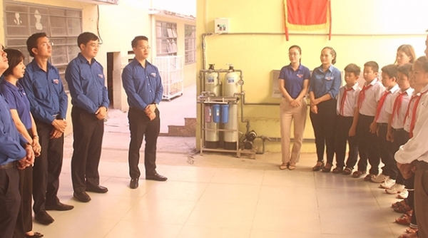 Đà Nẵng: Trao 2 công trình nước sạch cho học sinh