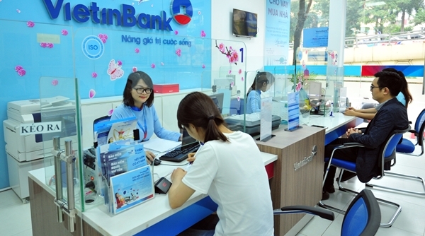 VietinBank giảm lãi suất, miễn nhiều loại phí, giãn nợ kịp thời cho hàng nghìn khách hàng