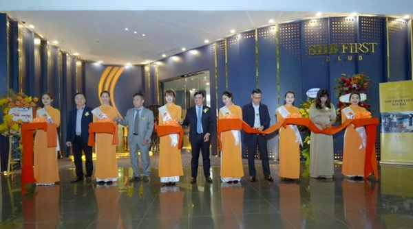 SHB ra mắt First Club Nội Bài - Phòng chờ sân bay mạ vàng 24K đầu tiên