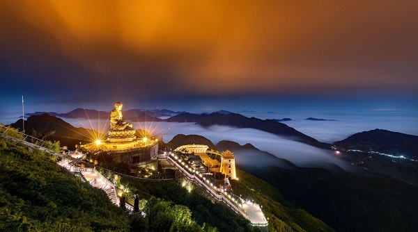 Bức ảnh đại tượng Phật trên đỉnh Fansipan đạt giải thưởng nhiếp ảnh thế giới