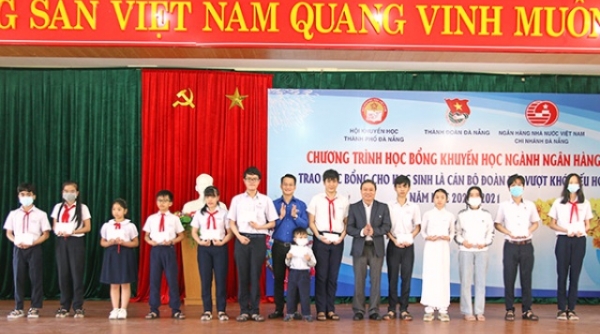 Đà Nẵng:Trao 50 suất học bổng cho học sinh là cán bộ Đoàn Đội vượt khó hiếu học