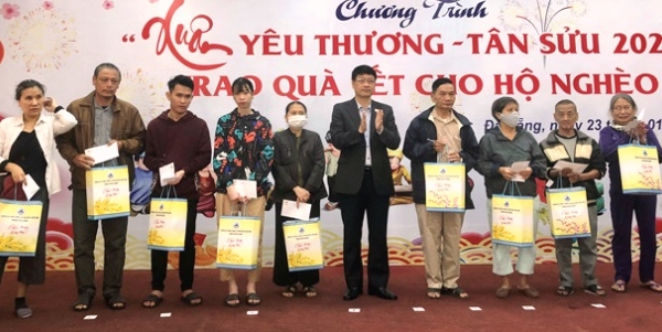 Đà Nẵng: Tặng 10.672 suất quà cho hộ nghèo nhân dịp Tết Tân Sửu 2021