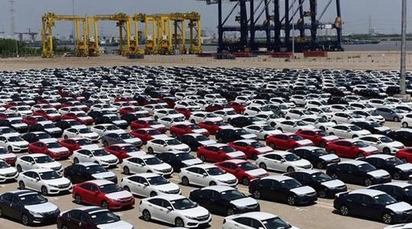 Bộ Tài chính đề xuất quy định mới về tạm nhập khẩu xe ô tô