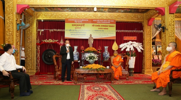 TPHCM: Phó Thủ tướng Thường trực Trương Hòa Bình thăm, chúc tết đồng bào Phật tử Nam tông Khmer