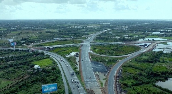 Cao tốc Trung Lương - Mỹ Thuận cấm phương tiện lưu thông vào ban đêm