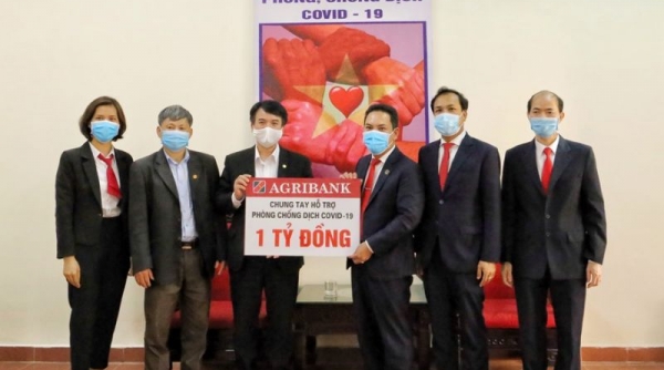 Agribank ủng hộ nhân dân thành phố Chí Linh 1 tỷ đồng phòng chống dịch Covid-19