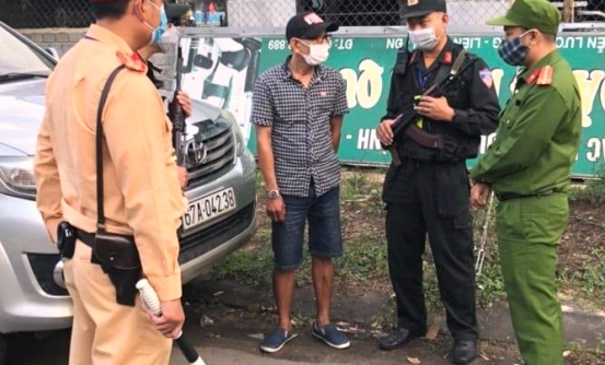 Đà Nẵng: Bắt tạm giam tài xế chở 3 người Trung Quốc nhập cảnh trái phép