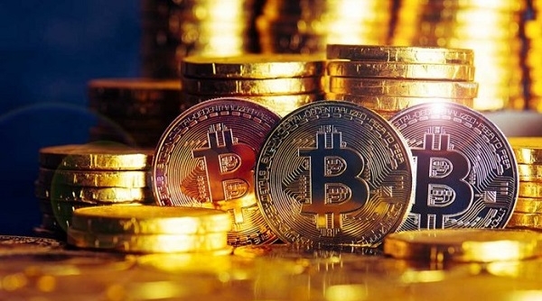 Bitcoin tăng "điên rồ" hướng về mốc 60.000 USD