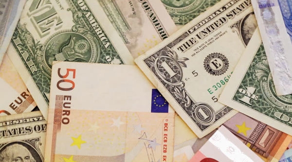 Tỷ giá ngoại tệ ngày 3/3: Đồng USD tăng, euro giảm
