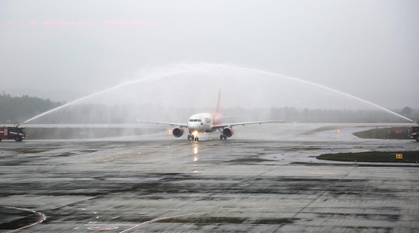 Sân bay Vân Đồn đón những chuyến bay đầu tiên sau khi hoạt động trở lại