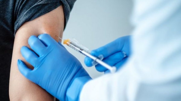Có thêm 4 người bị sốc phản vệ sau tiêm vaccine Covid-19 được xử lý kịp thời, sức khỏe tốt