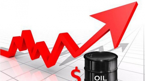 Giá xăng dầu ngày 12/3: Tiếp đà tăng nhờ triển vọng kinh tế thế giới tích cực