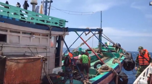 Bà Rịa – Vũng Tàu: Bắt tàu cá chở 3.000 lít dầu lậu