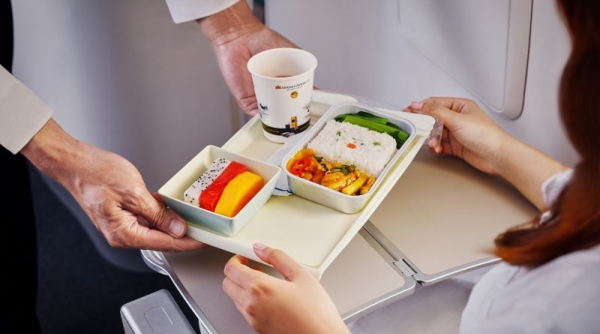 Vietnam Airlines khôi phục và nâng cấp dịch vụ ẩm thực trên chuyến bay