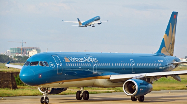 Lợi nhuận âm, cổ phiếu của Vietnam Airlines bị đưa vào diện cảnh báo