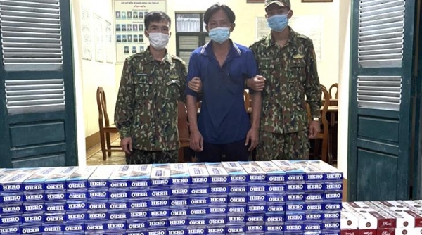 Đồn biên phòng An Giang thu giữ 4.000 gói thuốc lá ngoại nhập lậu