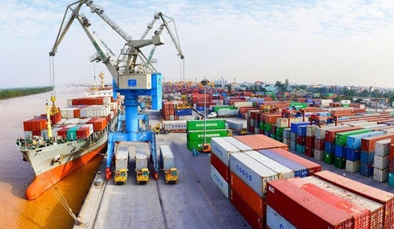 Tổng trị giá xuất nhập khẩu hàng hóa ước đạt 53,5 tỷ USD