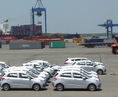 Việt Nam nhập khẩu khoảng 15.000 xe ô tô trong tháng 5