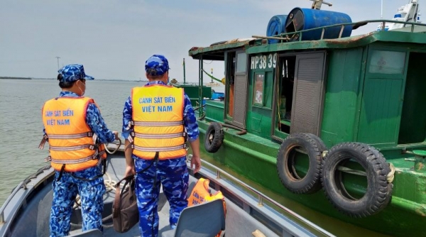 Bộ Tư lệnh Vùng Cảnh sát biển 1 tạm giữ 25.000 lít dầu DO không rõ nguồn gốc