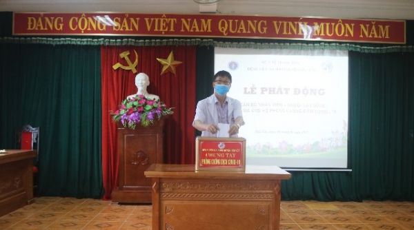 Bệnh viện Đa khoa huyện Hậu Lộc phát động quyên góp ủng hộ phòng, chống dịch Covid-19