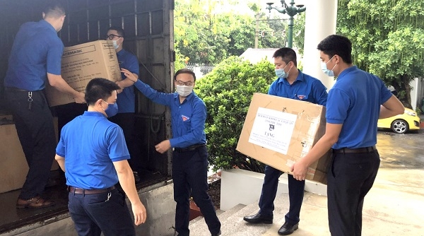Phú Thọ: Tiếp nhận vật phẩm hỗ trợ tỉnh Bắc Giang, Bắc Ninh chống dịch bệnh COVID-19