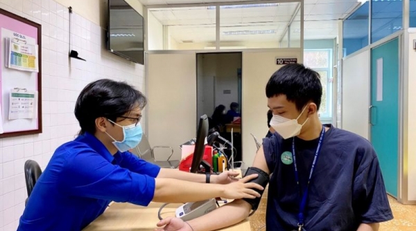 TP. HCM: Tiêm vắc-xin phòng Covid-19 cho sinh viên tham gia phòng chống dịch