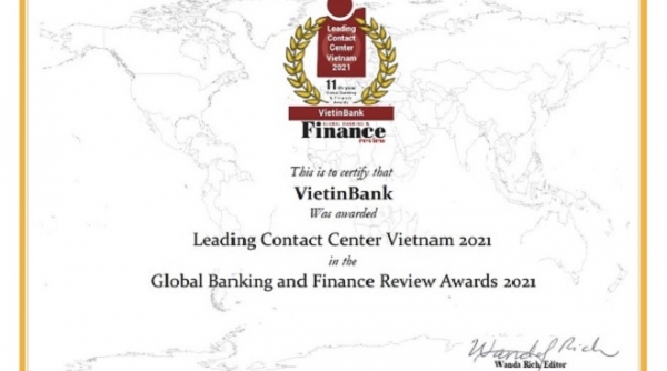 VietinBank nhận giải thưởng ''Trung tâm Dịch vụ khách hàng dẫn đầu Việt Nam''