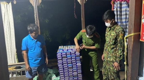 Đồn Biên phòng cửa khẩu Long Bình: Thu giữ 1.000 gói thuốc lá ngoại nhập lậu
