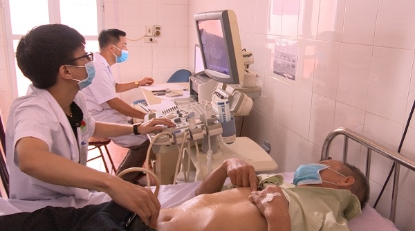 Bệnh viện Phổi tỉnh Phú Thọ: Khám, tư vấn sức khỏe cho các Thương binh nặng trên địa bàn Thị xã