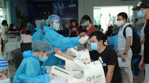 Vĩnh Phúc: Tổ chức tiêm vắc xin phòng Covid-19 cho công nhân Công ty Piaggio Việt Nam