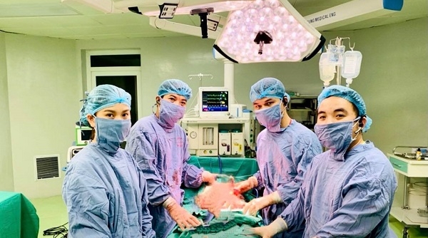 Bệnh viện đa khoa tỉnh Phú Thọ: Phẫu thuật thành công trường hợp bị u Liposarcoma tái phát
