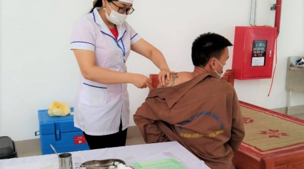 Lào Cai: Hoàn thành tiêm vắc xin phòng Covid-19 cho người lao động tại Nhà máy Luyện đồng Bản Qua