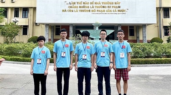 Đoàn học sinh Việt Nam giành 3 HCV, 2 HCB tại Olympic Vật lý 2021
