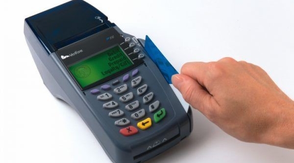 Ngân hàng Nhà nước yêu cầu giảm tiếp phí chuyển tiền, giao dịch qua ATM