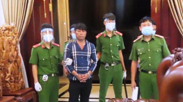Tây Ninh: Bắt đối tượng buôn lậu hơn 170 tấn đường cát