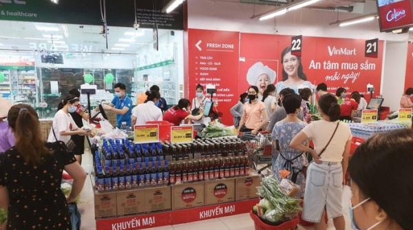Hà Nội: Thông báo khẩn tìm người tới siêu thị VinMart B2 - R2 tại Royal City