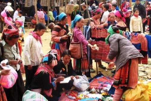 Lào Cai: Dừng hoạt động chợ phiên, chợ tự phát tại các khu dân cư trên địa bàn tỉnh