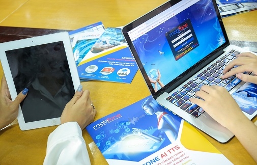 MobiFone lọt Top 10 doanh nghiệp công nghệ thông tin - viễn thông hàng đầu Việt Nam