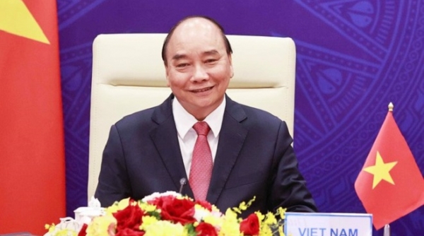 Chủ tịch nước Nguyễn Xuân Phúc lên đường thăm hữu nghị chính thức Lào