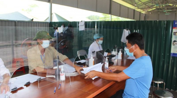 Lào Cai ghi nhận 12 trường hợp dương tính với SARS-CoV-2 từ Bình Dương về