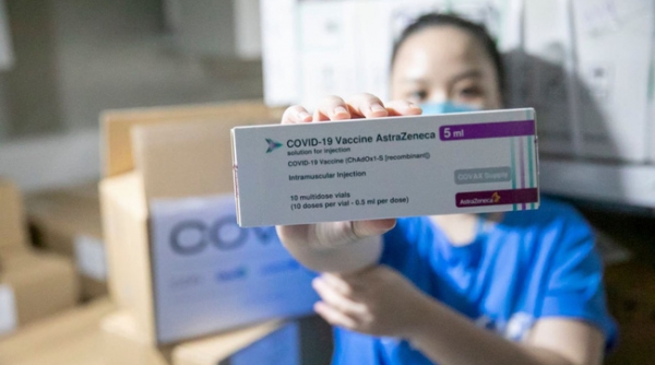 Việt Nam nhận thêm 494.000 liều vaccine phòng Covid-19 từ COVAX
