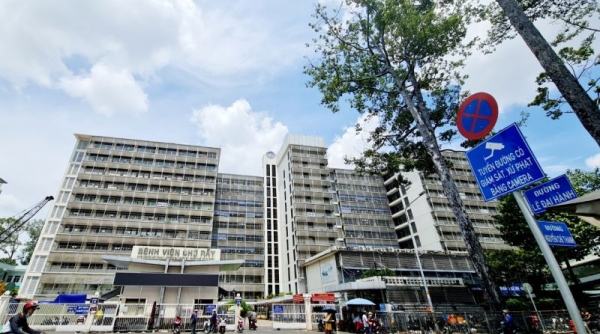 TP. HCM: Bệnh viện Chợ Rẫy tư vấn, khám bệnh online qua 30 số tiện thoại